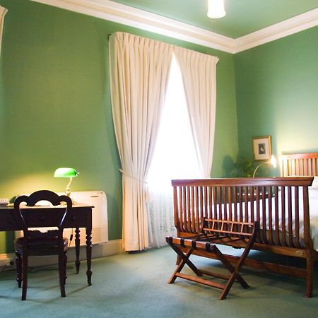 Imperial Fine Accommodation Броукън Хил Екстериор снимка