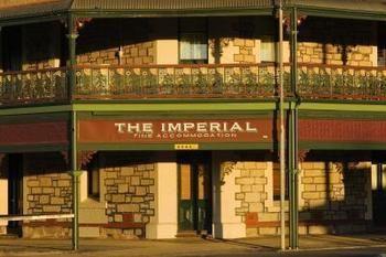 Imperial Fine Accommodation Броукън Хил Екстериор снимка
